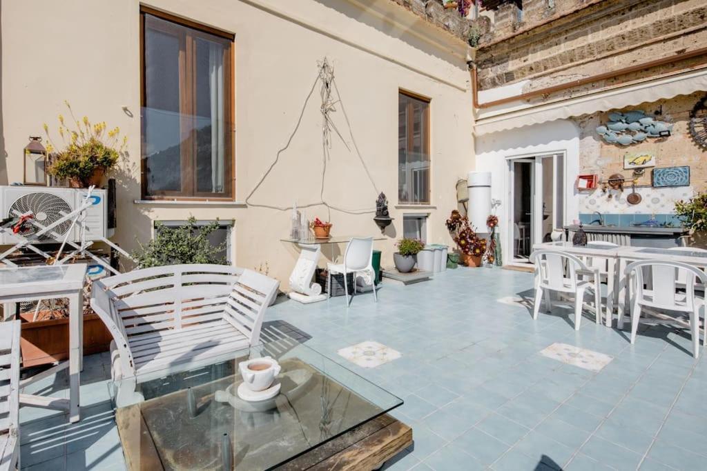 B&B Charming House Salerno Exterior foto